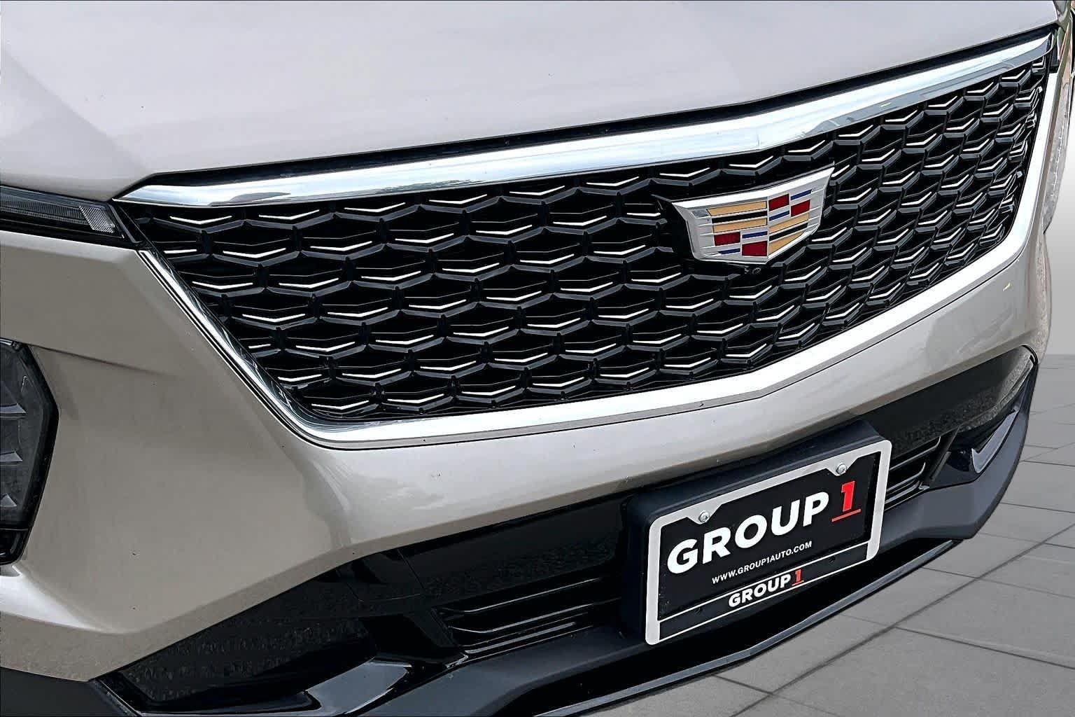Used 2025 Latte Metallic Cadillac FWD Premium Luxury image 29