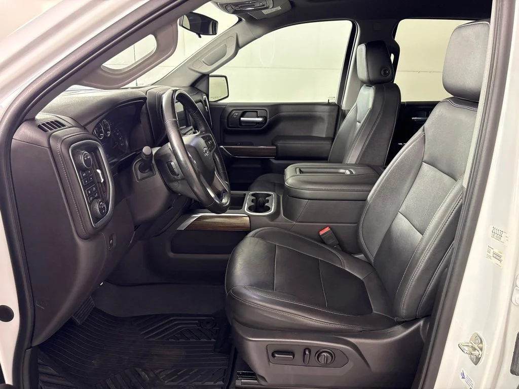 Used 2021 White Chevrolet LT Trail Boss image 34