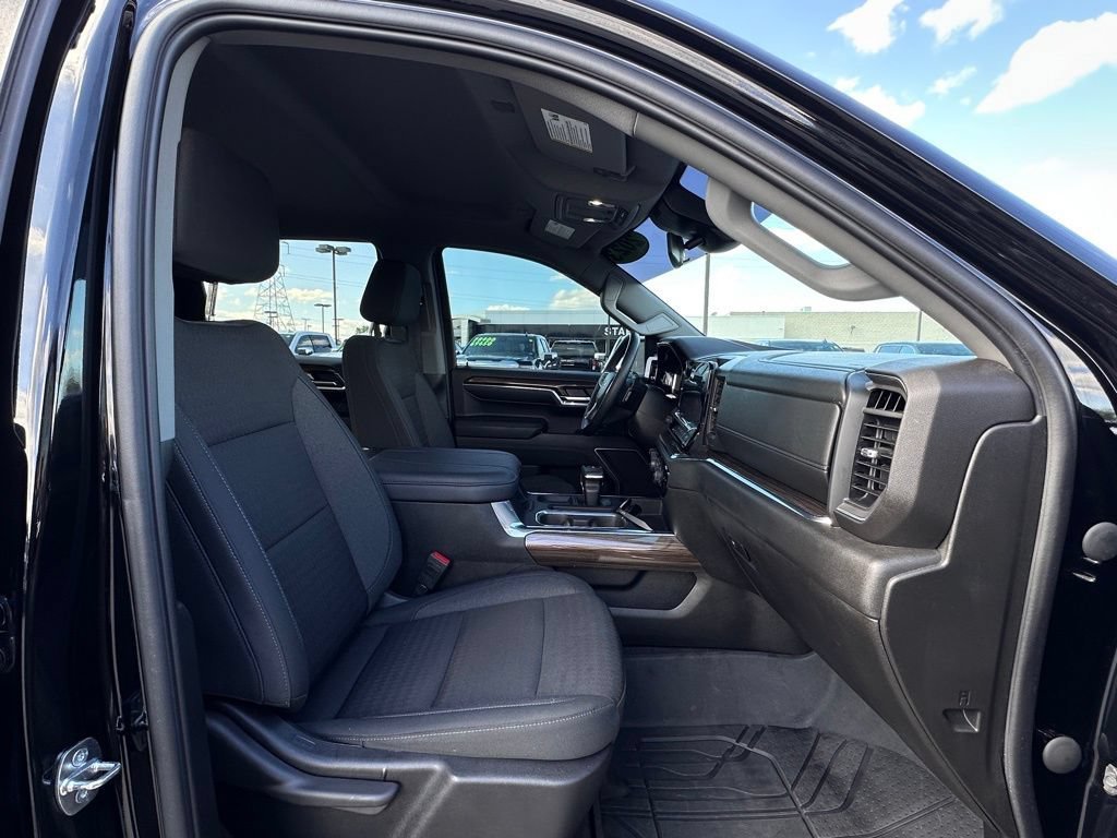 Used 2023 Black Chevrolet RST image 13
