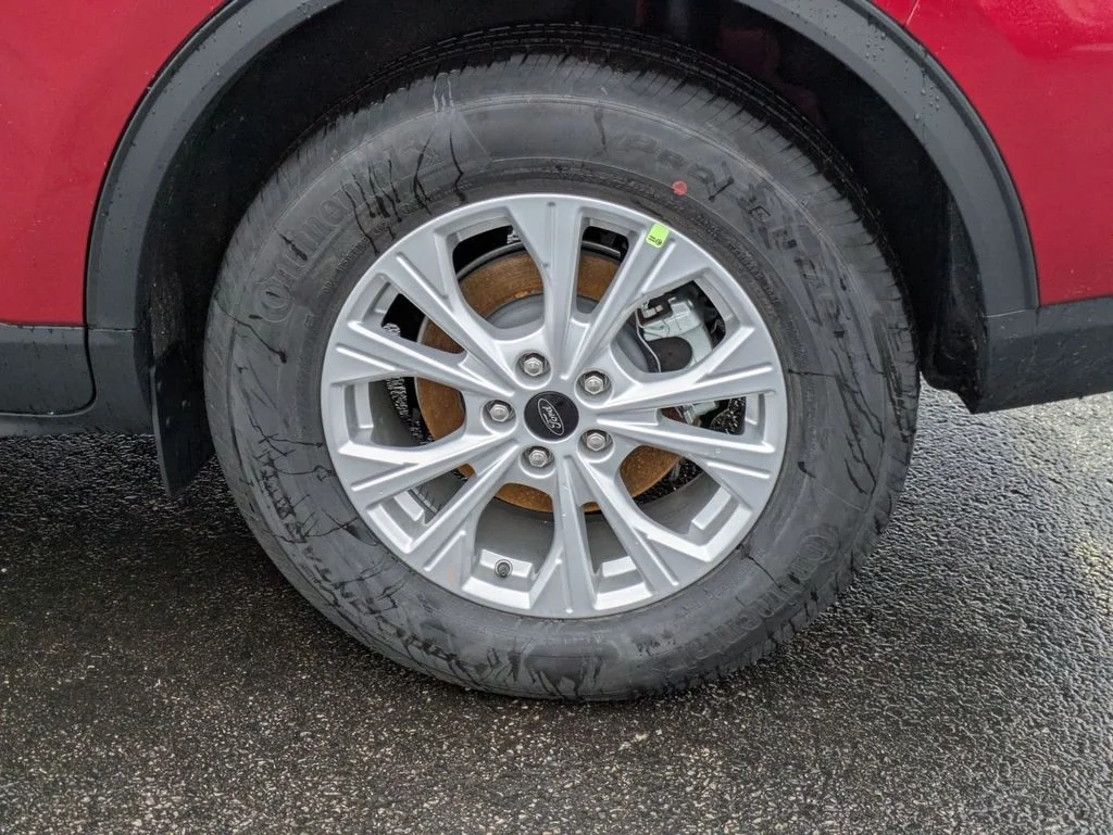 New 2026 Rapid Red Metallic Tinted Clearcoat Ford Active® image 19