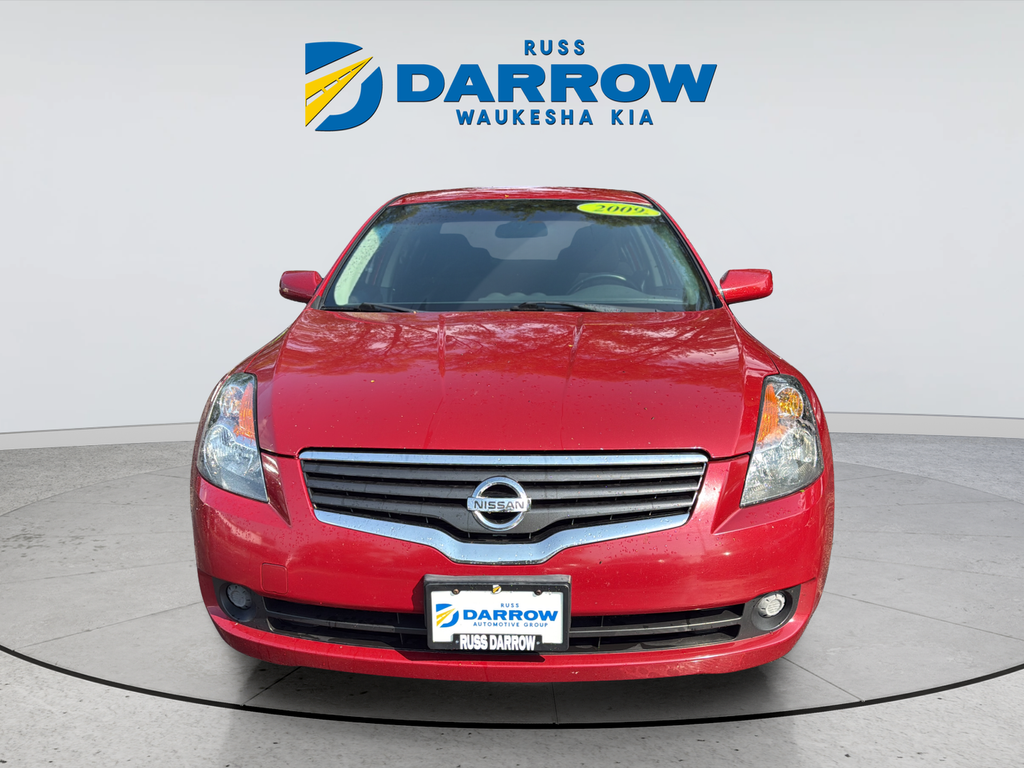 Used 2009 Red Nissan 2.5 S image 8