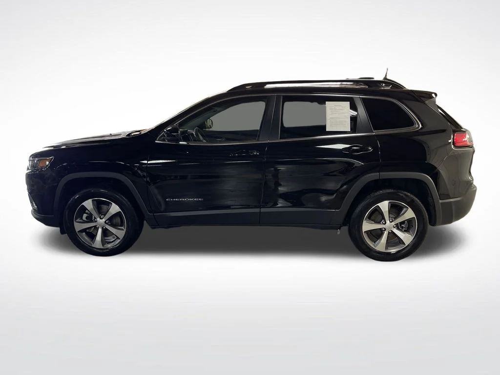 Certified Used 2022 Black Jeep Limited image 2