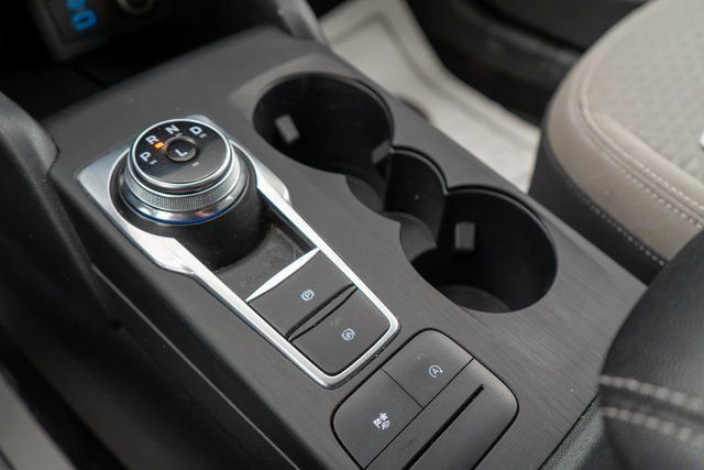 Used 2020 Blue Metallic Ford SE image 30
