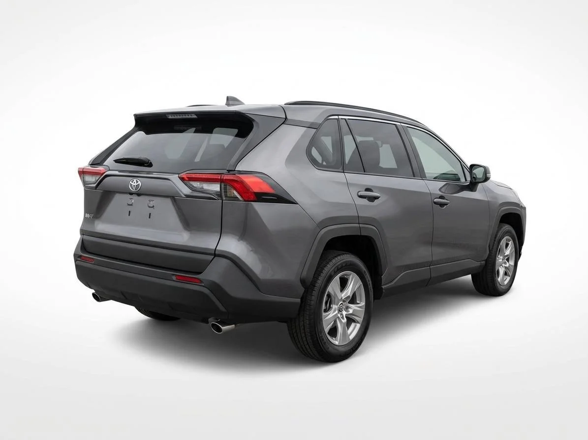 2024 Toyota RAV4 XLE - Photo 22