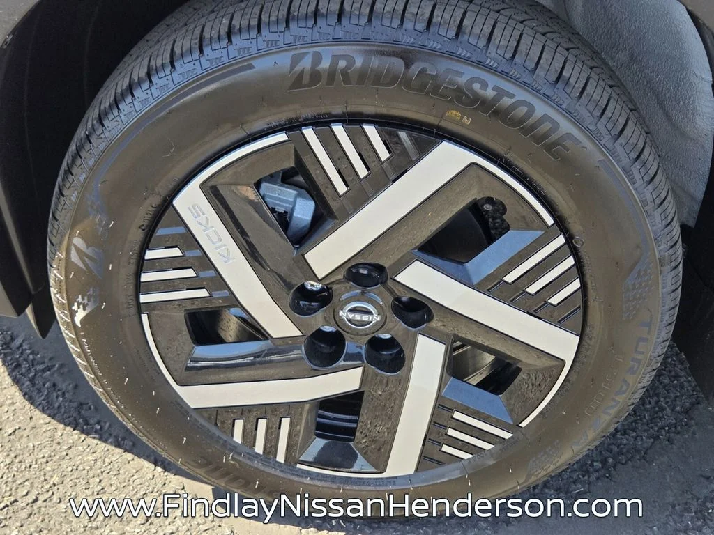 New 2026 White Nissan SV image 6