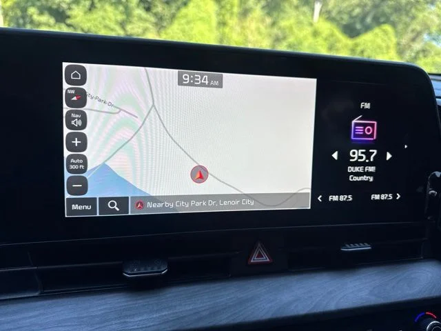 Used 2023 Black Kia X-Line image 22