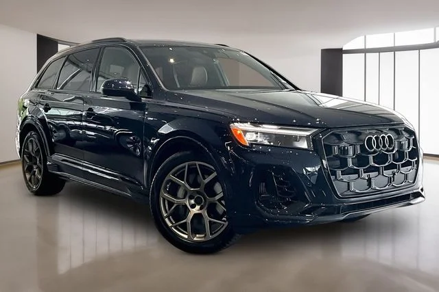 2026 Audi Q7 55 S Line Premium Plus quattro Tiptronic's photo