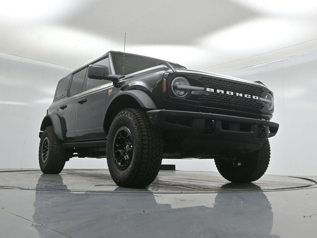 New 2026 Shadow Black Ford Badlands image 46