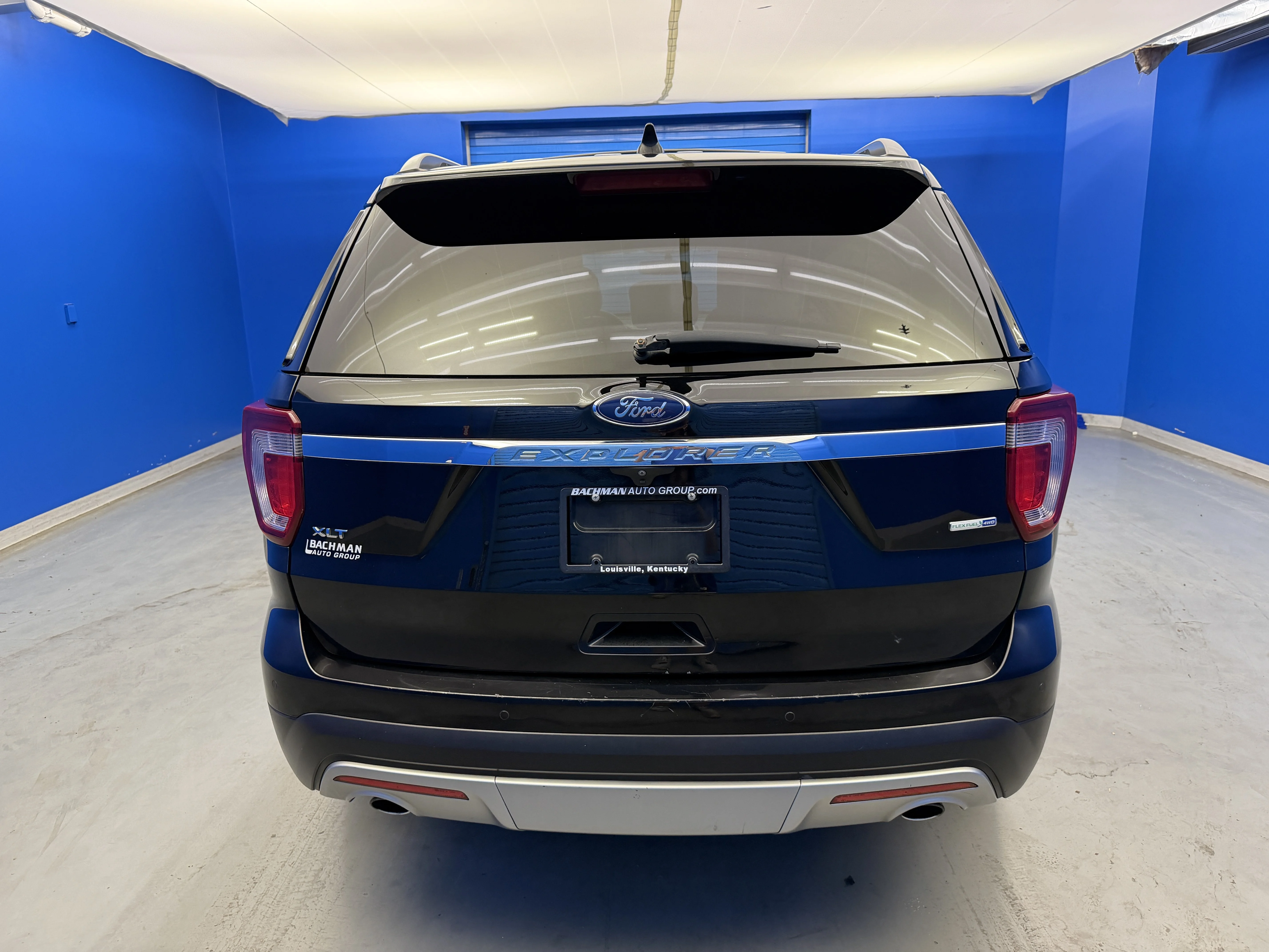 Used 2016 Shadow Black Ford XLT image 6
