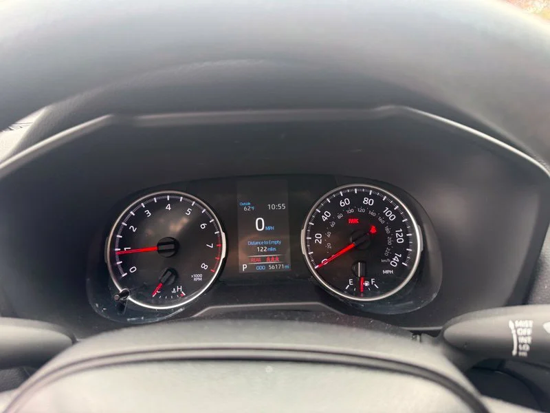 Used 2022 Gray Toyota LE image 5