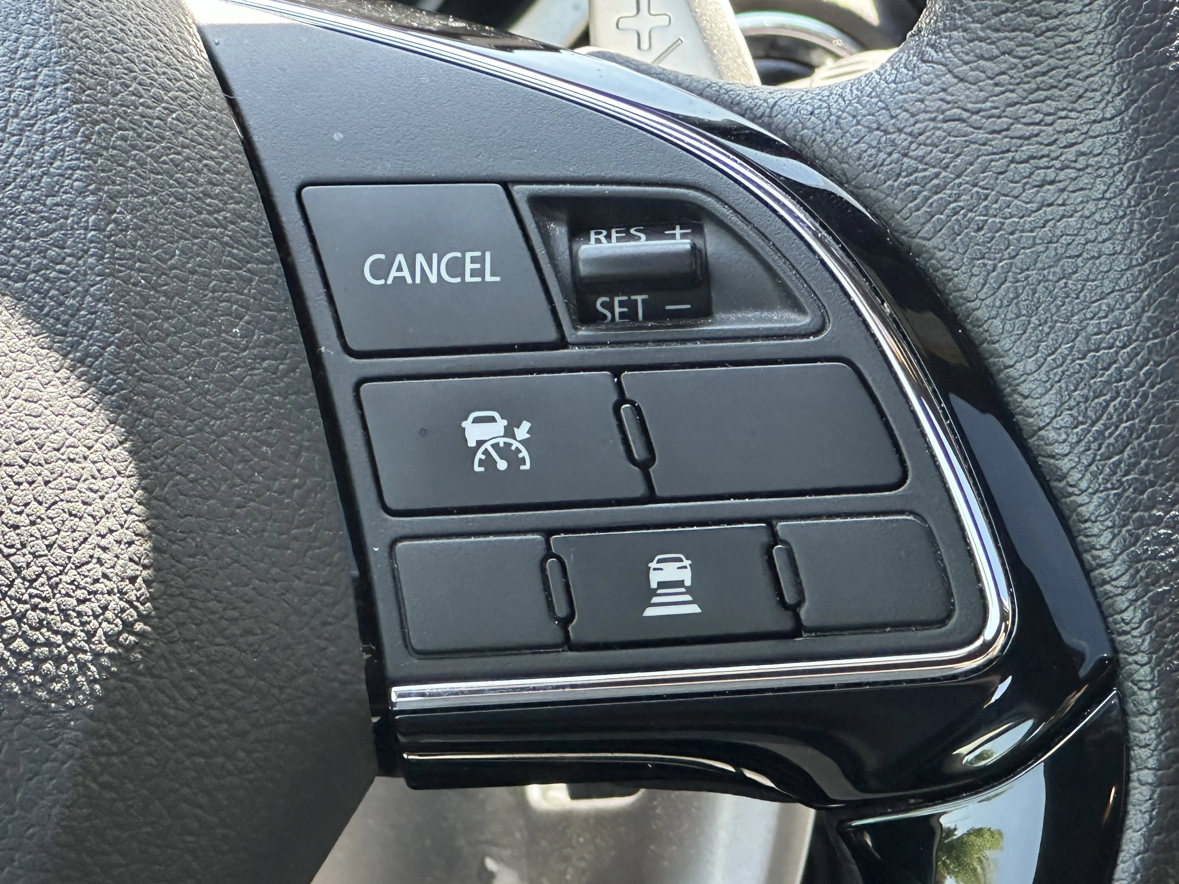 Certified Used 2024 Black Mitsubishi SE image 13