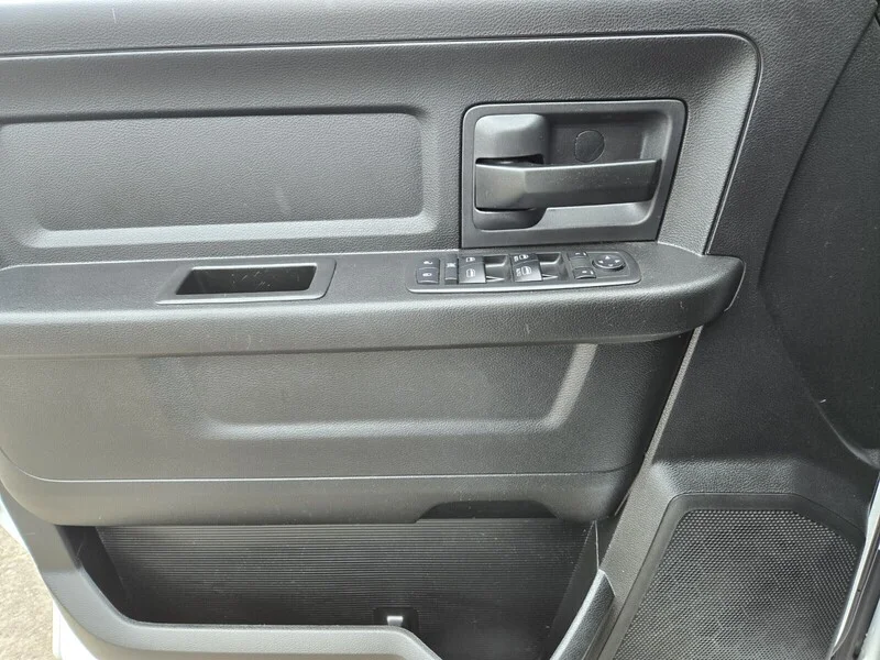 2018 RAM Ram 3500 Pickup Tradesman - Photo 15