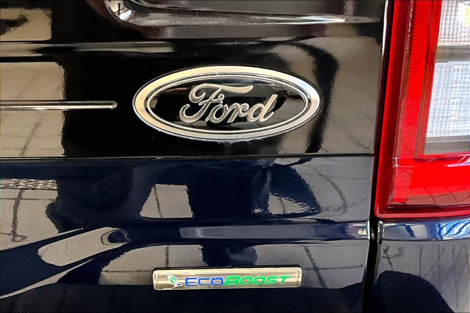 Used 2023 Antimatter Blue Metallic Ford Platinum image 10