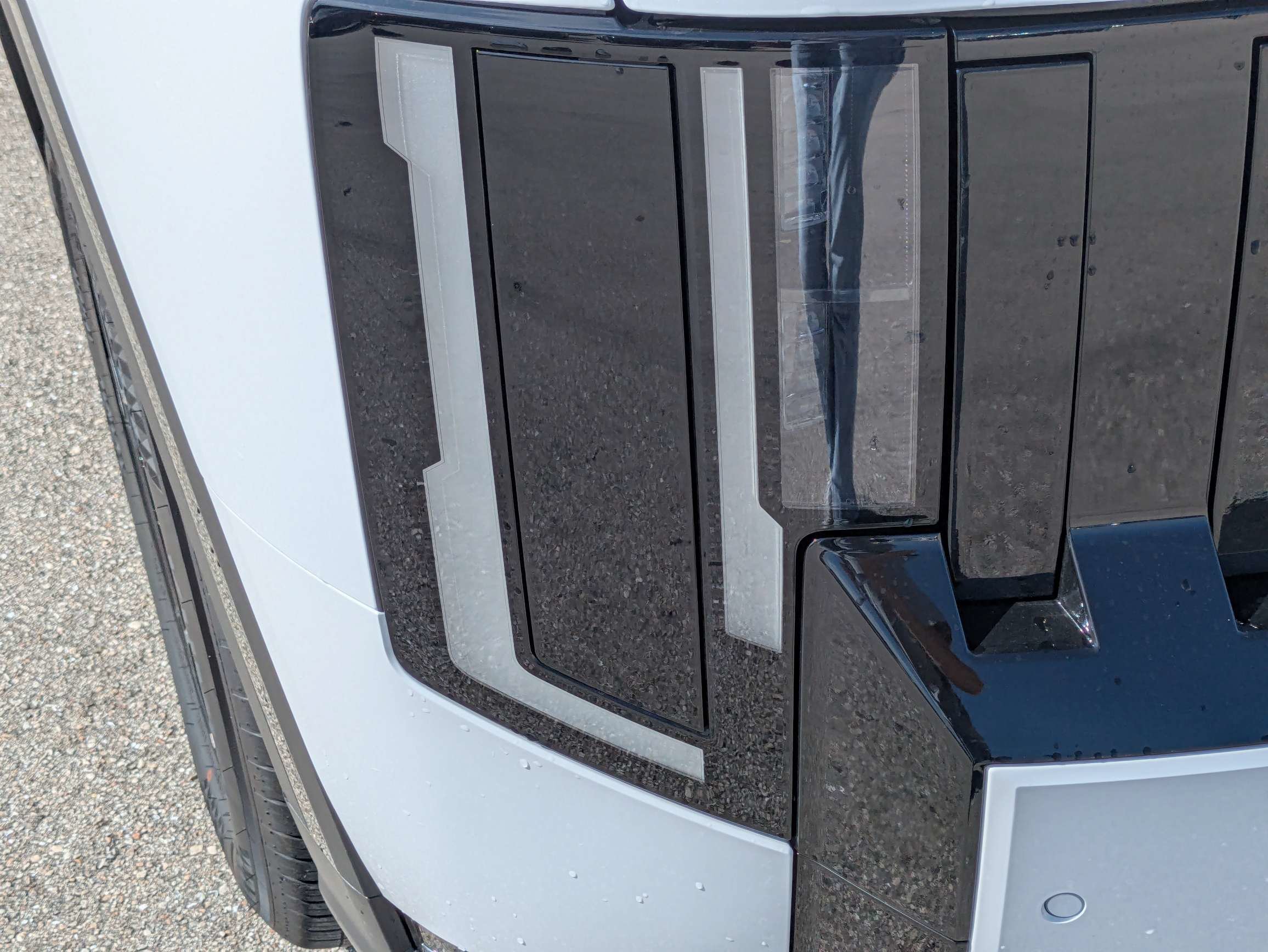 New 2027 Glacial White Pearl Kia EX image 10