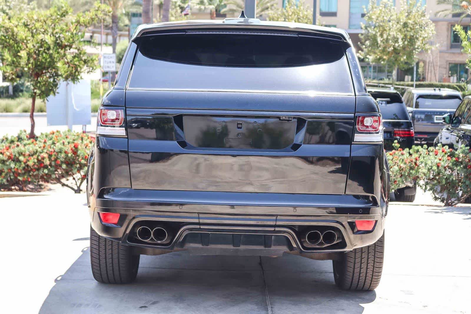 Used 2017 Black Land Rover SVR image 5
