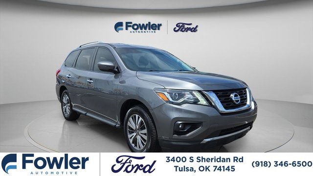2020 Nissan Pathfinder SV
