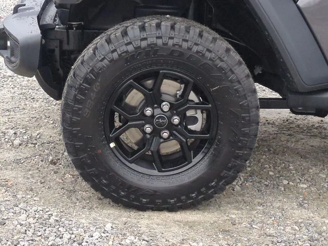 New 2026 Granite Crystal Metallic Clearcoat Jeep Willys image 10
