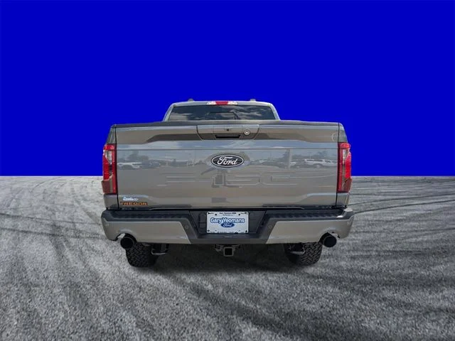 New 2026 Carbonized Gray Metallic Ford Tremor® image 4