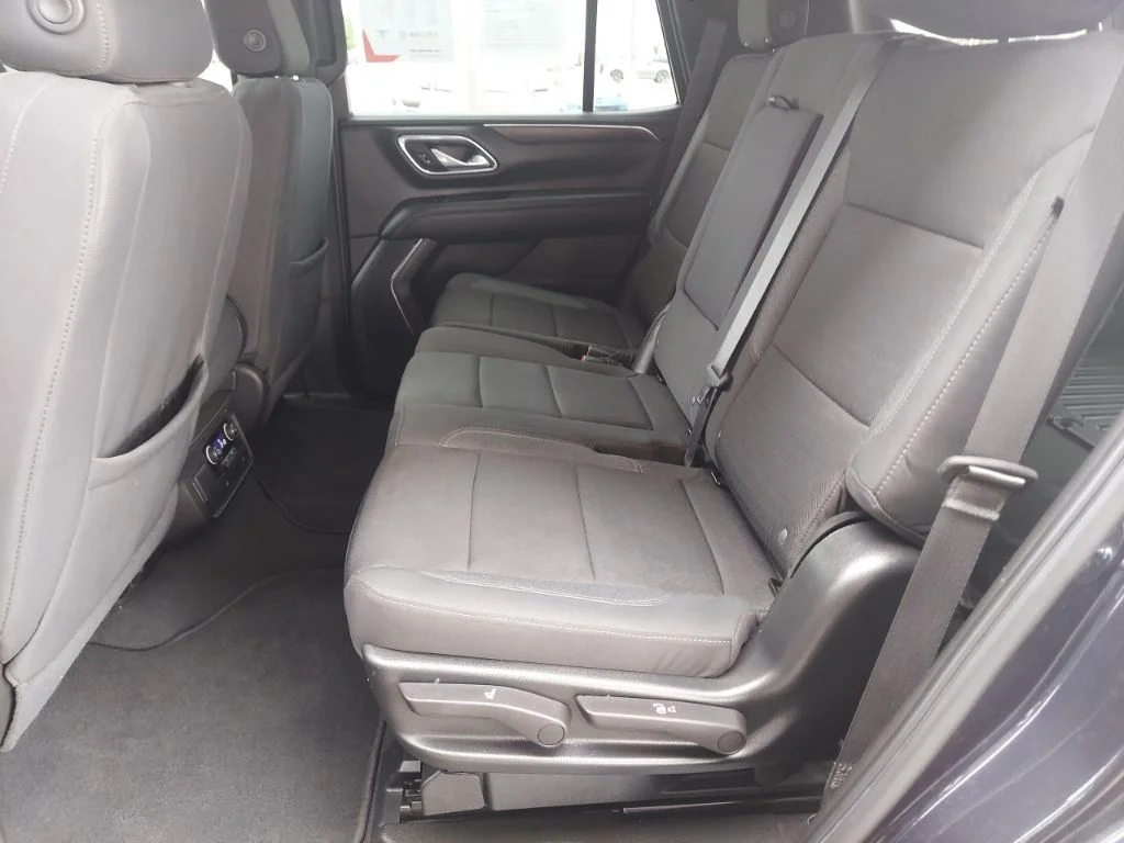 Used 2023 Gray Chevrolet Commercial Flee image 39