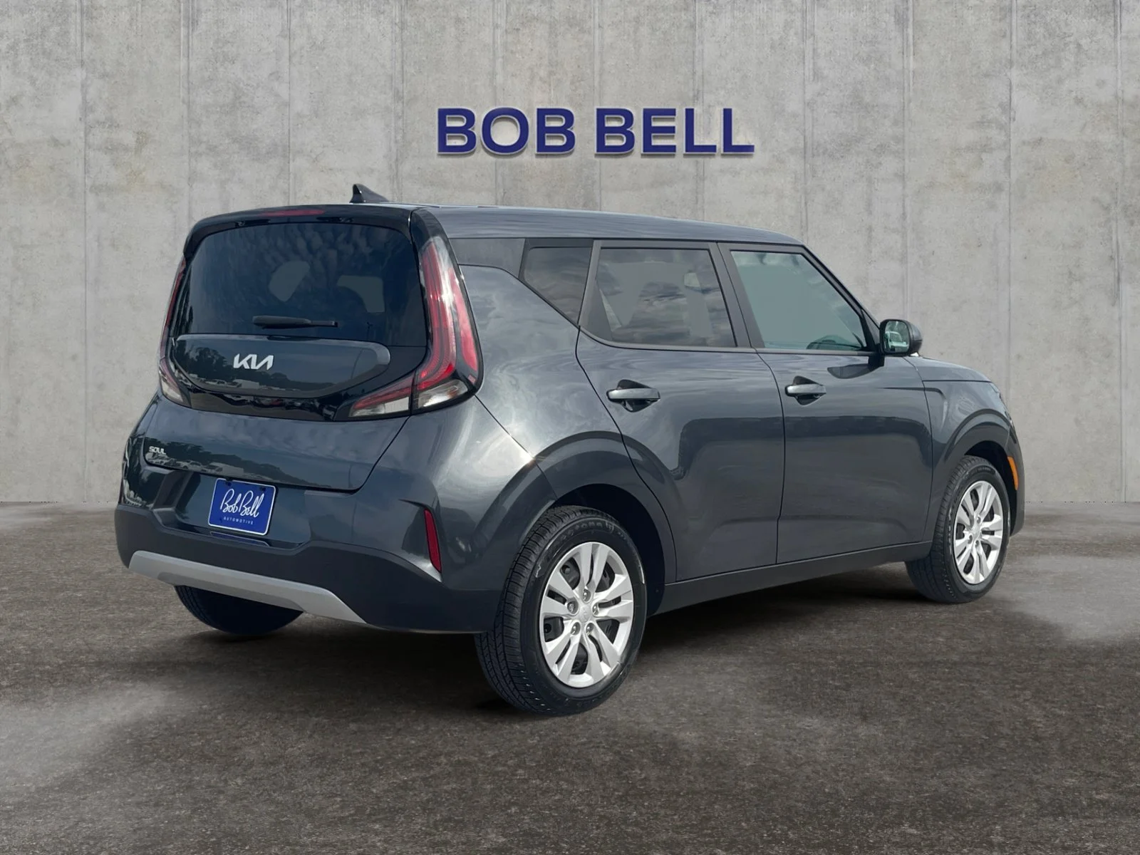 Certified Used 2024 Gravity Gray Kia LX image 5