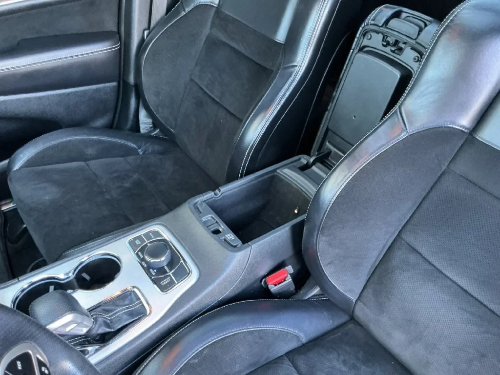 Used 2018 White Jeep SRT image 33