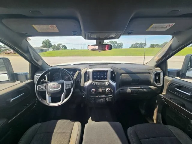 Used 2022 Summit White GMC SLE image 12