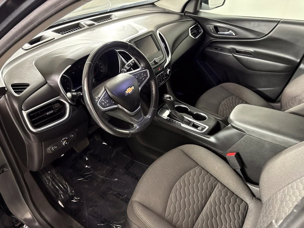 Used 2021 Gray Chevrolet LT image 28