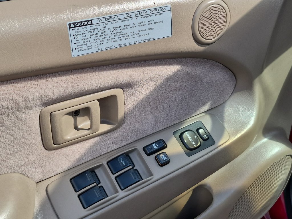 Used 2004 Impulse Red Pearl Toyota PreRunner image 16