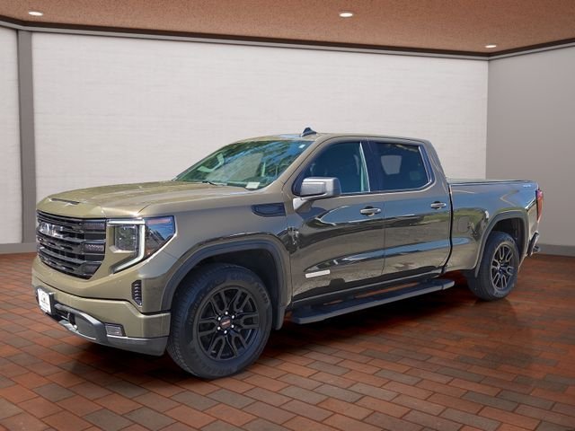 Used 2024 Deep Bronze Metallic GMC Elevation image 27