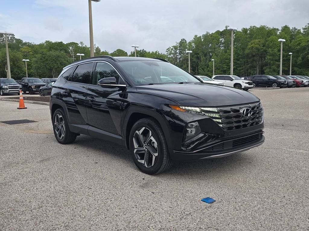 Used 2024 Black Hyundai Limited image 2