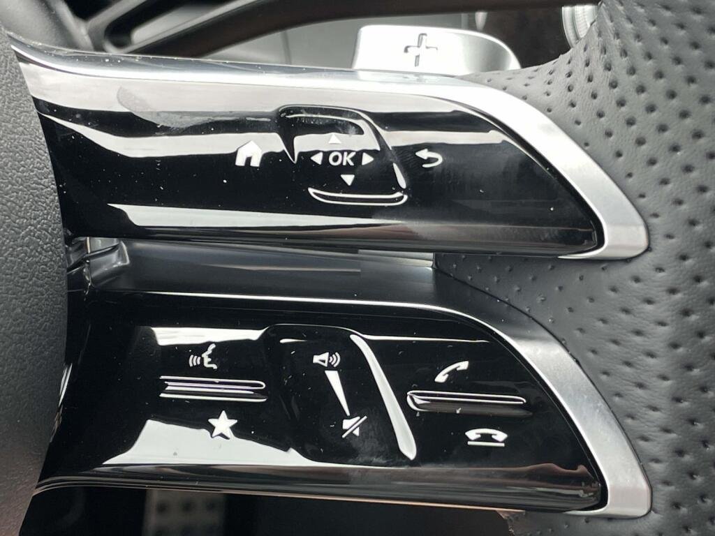 New 2026 MANUFAKTUR Alpine Grey Mercedes-Benz GLC 300 image 35
