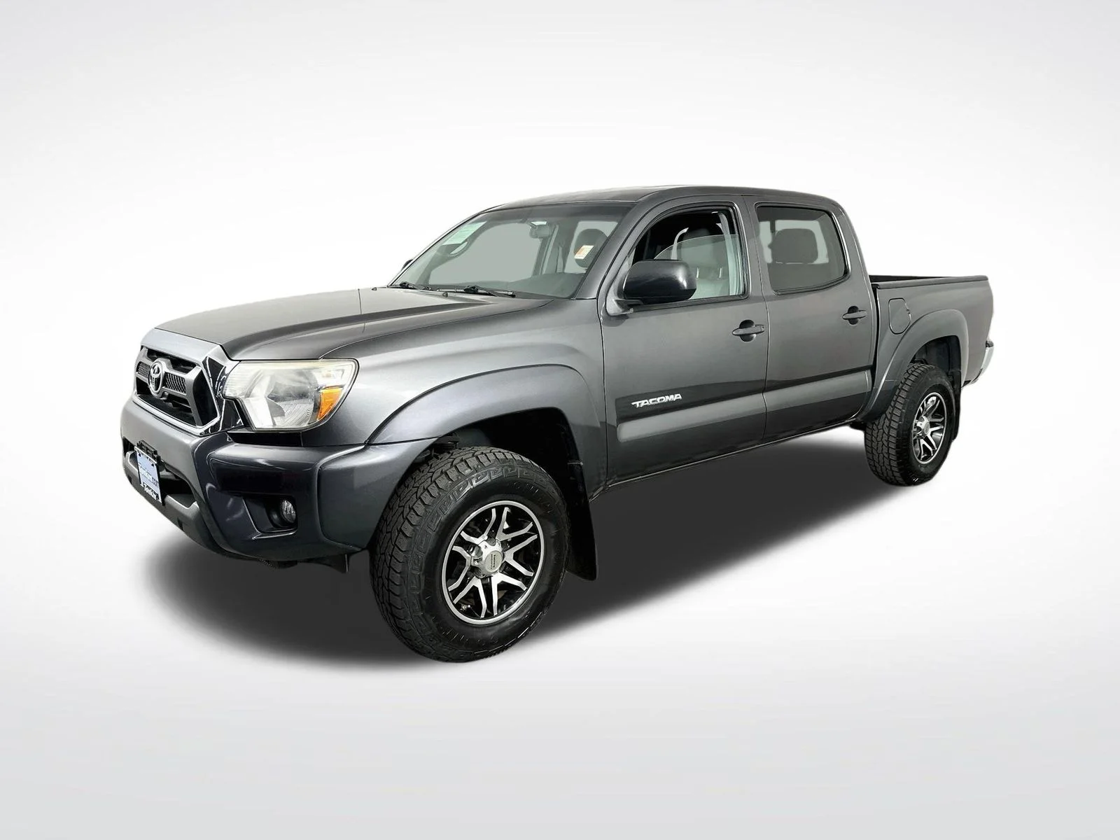 Used 2014 Magnetic Gray Metallic Toyota PreRunner image 4