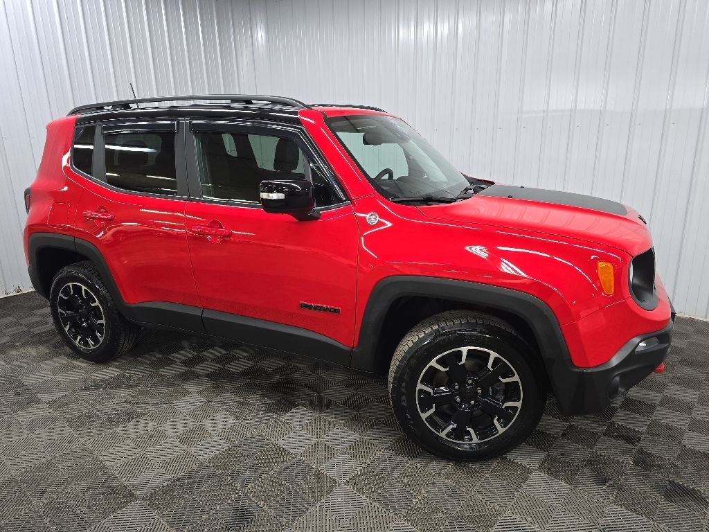 Used 2023 Red Jeep Trailhawk image 1