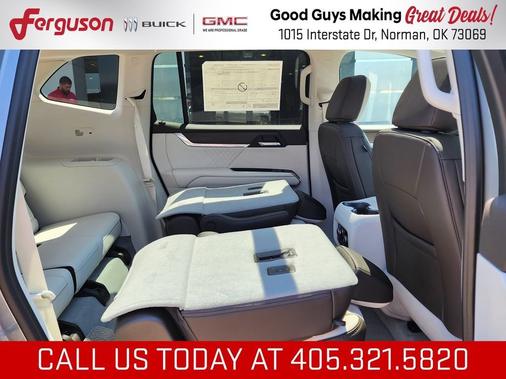 2026 GMC Acadia Denali - Photo 49