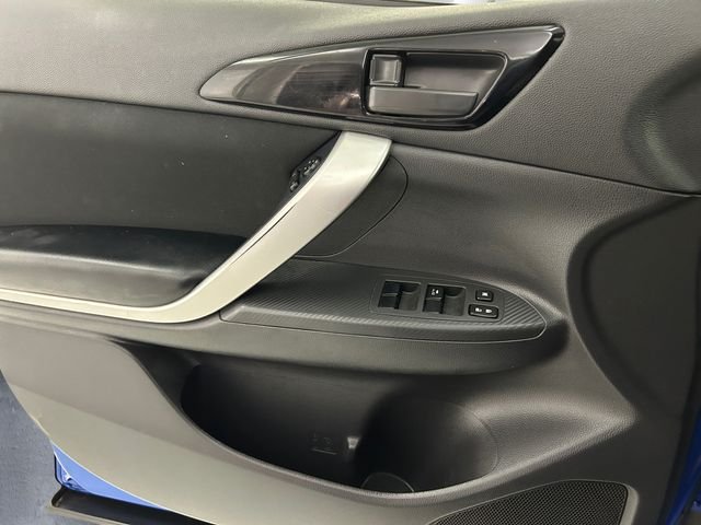 Used 2019 Blue Mitsubishi ES image 12