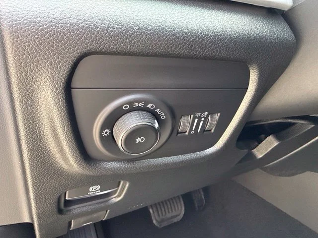New 2027 Black Jeep Limited image 15