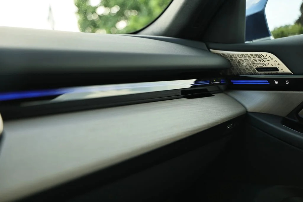 Used 2026 Phytonic Blue Metallic BMW 530i image 40