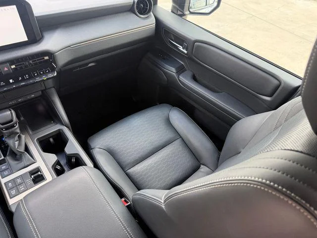 Certified Used 2025 METEOR SHOWER Toyota  image 24