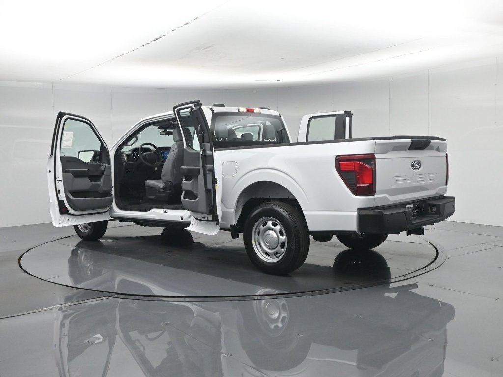 New 2026 Oxford White Ford XL image 33