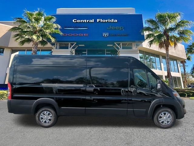 New 2026 Black Clear-Coat Exterior Paint RAM High Roof image 4