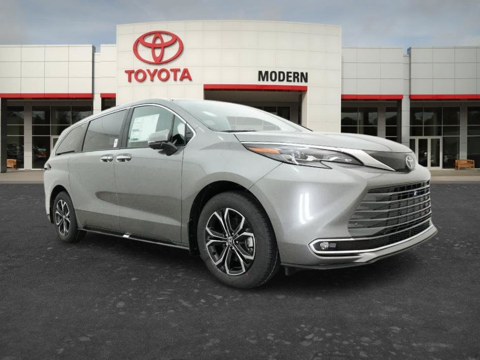 New 2026 Heavy Metallic Toyota Platinum image 9