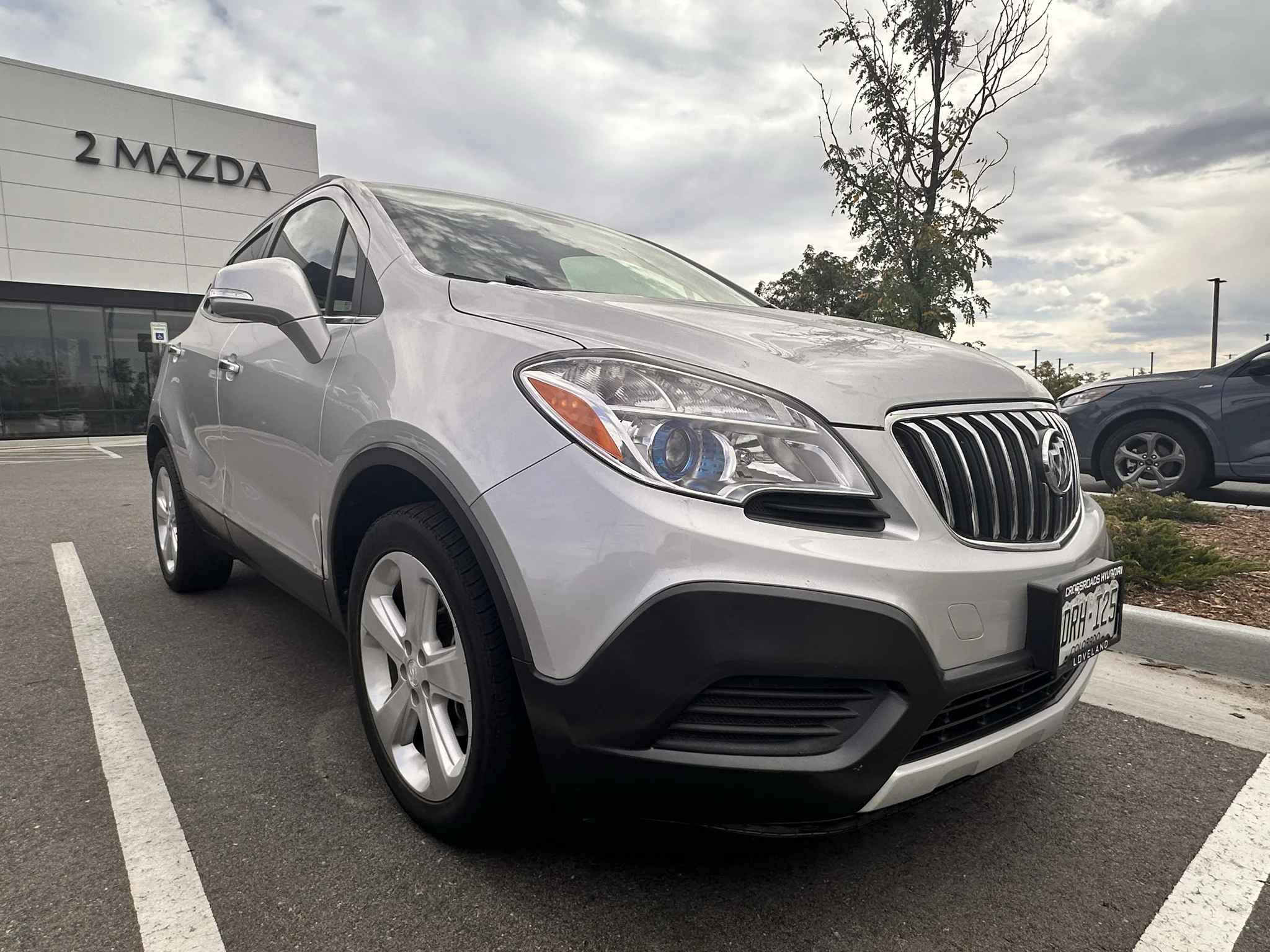 Used 2015 White Buick Base image 2