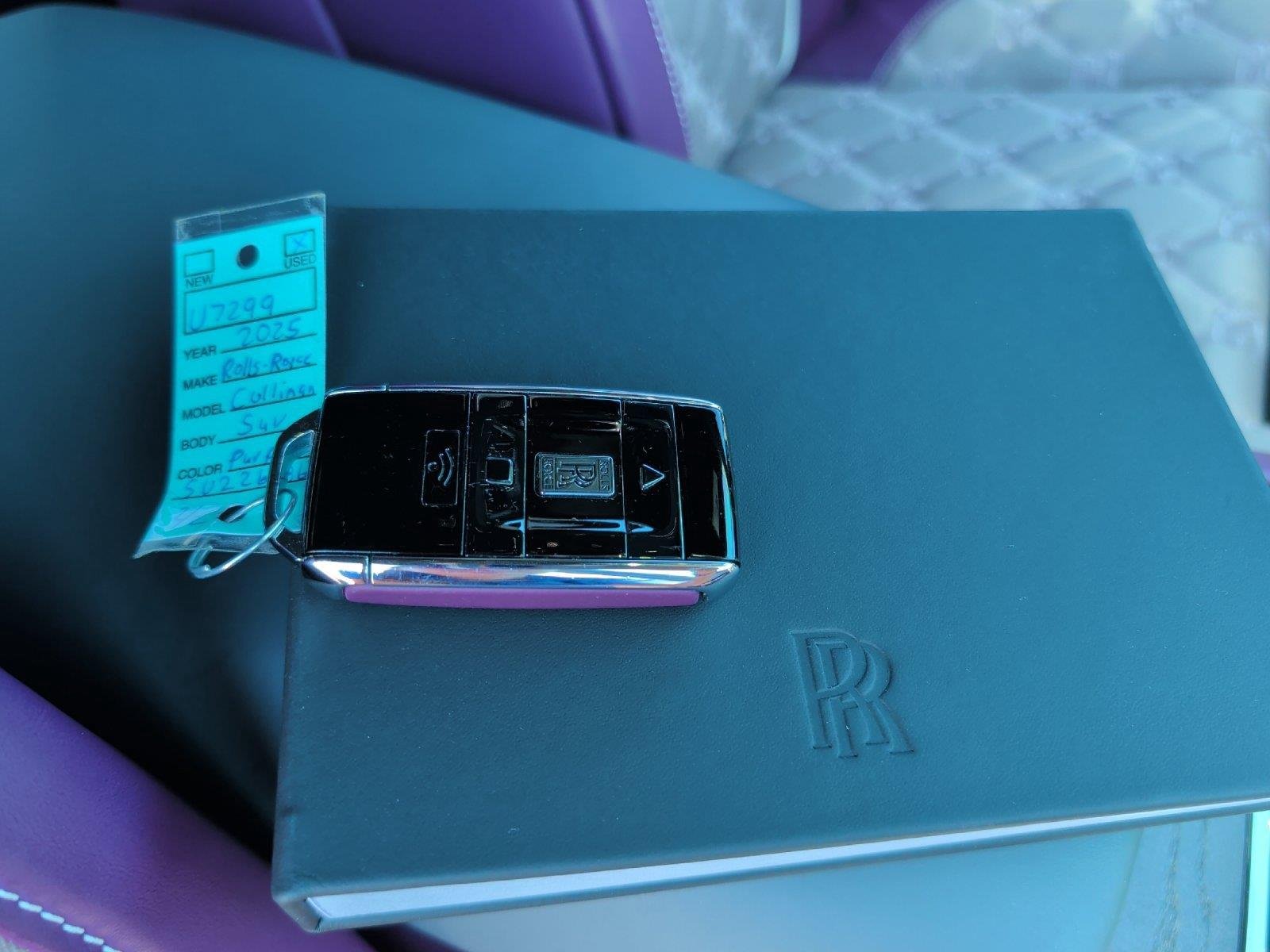 Used 2025 Belladonna Purple Rolls-Royce  image 41