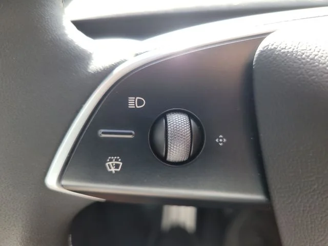 Used 2026  Tesla Long Range image 29