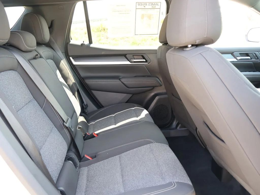 Used 2026 Summit White GMC Elevation image 11