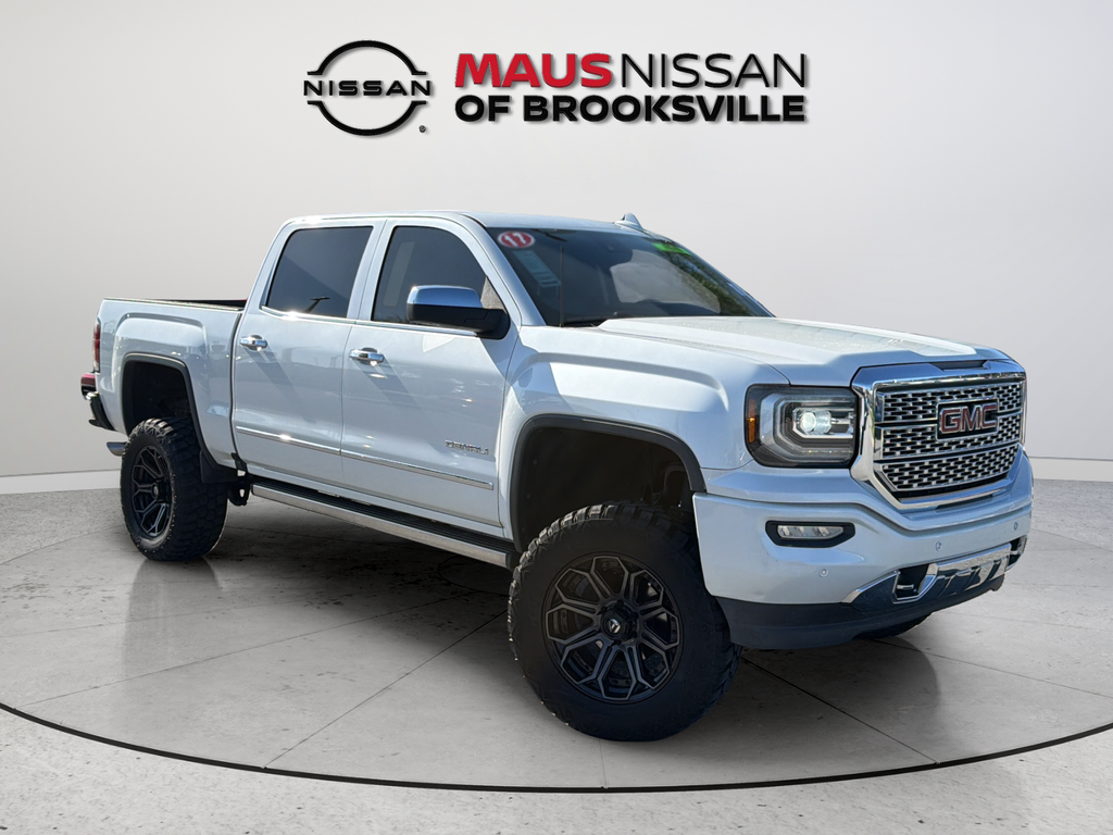 Used 2017 White GMC Denali image 14