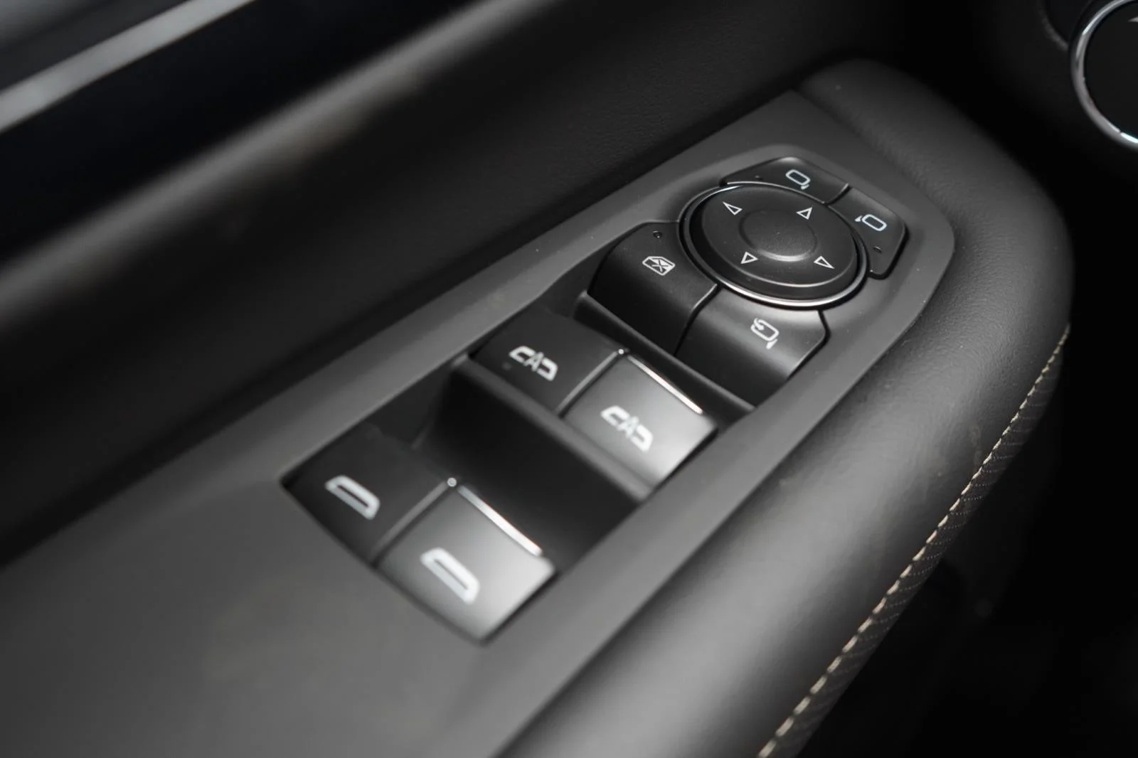 New 2026 Sterling Gray Metallic Chevrolet Premier image 18