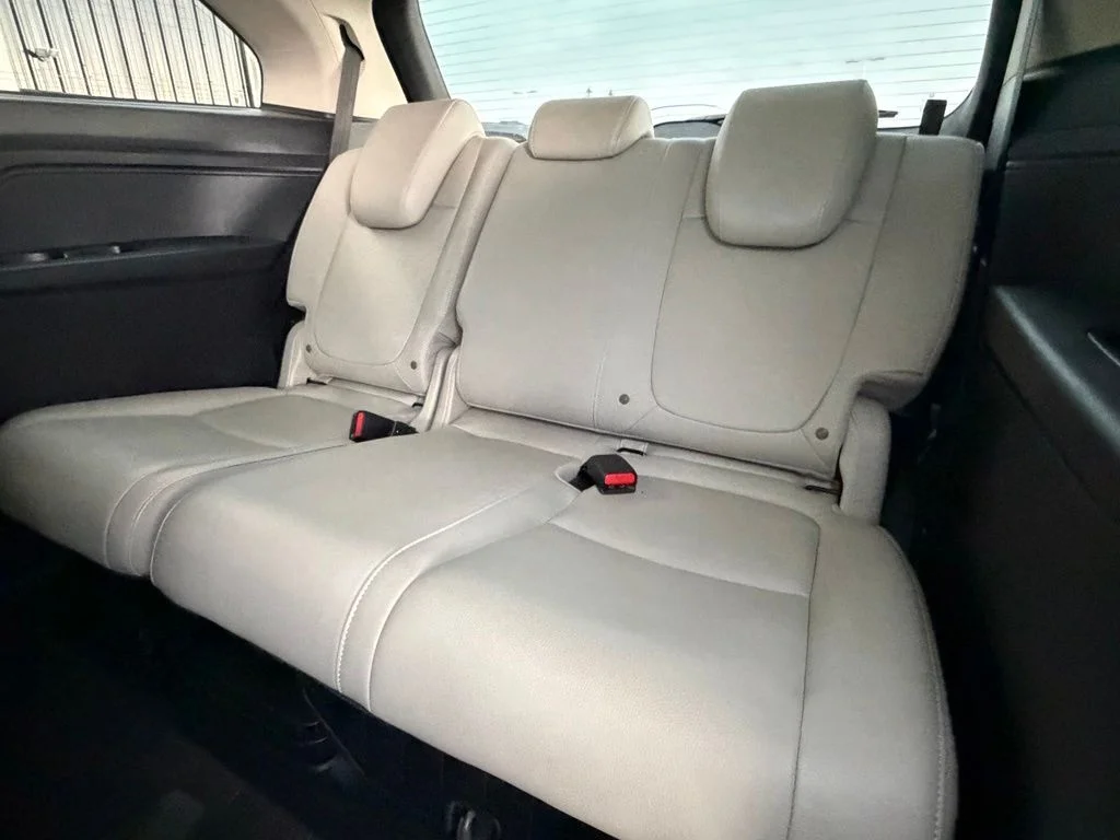 Used 2025 Gray Honda EX-L image 12