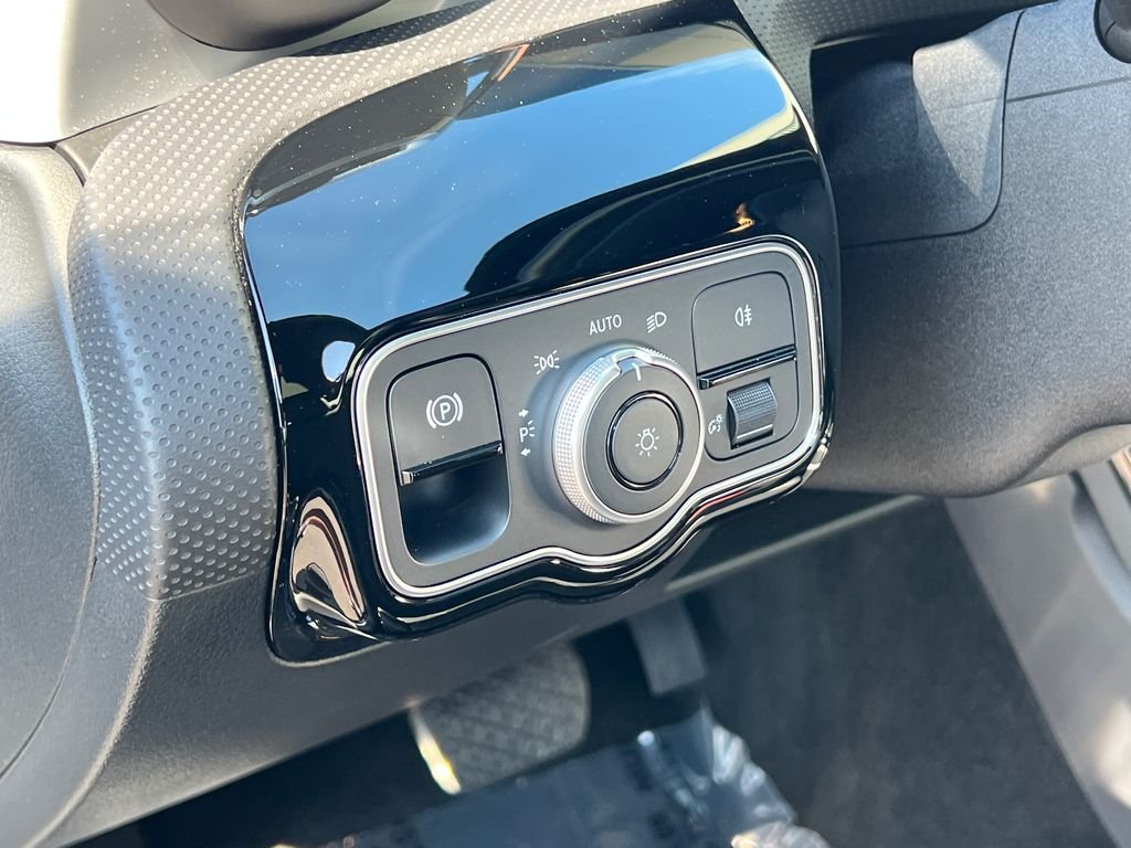 Certified Used 2025 Black Mercedes-Benz CLA 250 image 14
