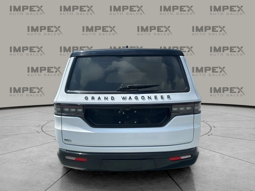 Used 2024 White Jeep Series II image 4